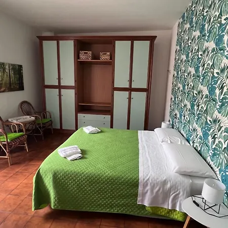 Casa Caterina 2 Storey House, With A Mountain View Toscolano Maderno