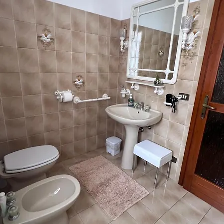 Casa Caterina 2 Storey House, With A Mountain View Casa vacanze