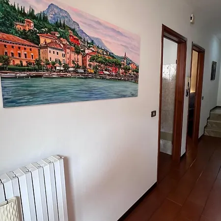 Casa Caterina 2 Storey House, With A Mountain View Feriehus